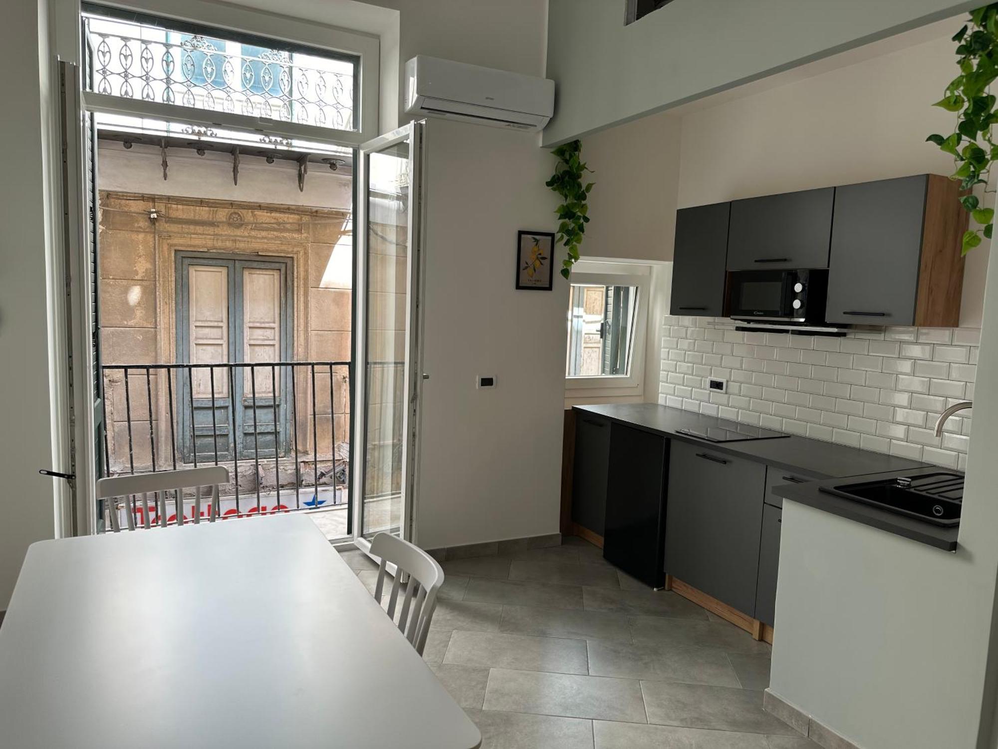 Palermo Wow - Aragona Apartment Bagian luar foto